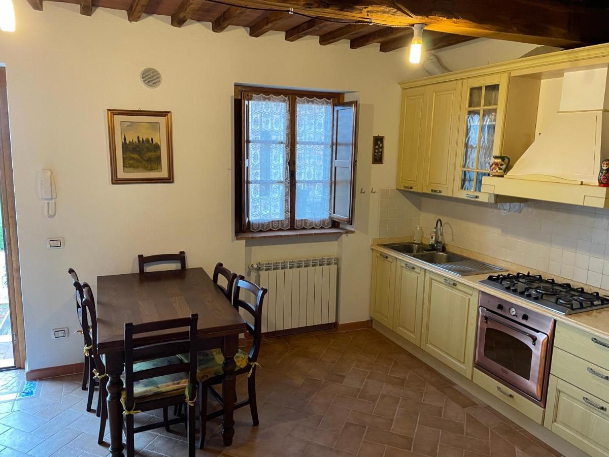 Il Rifugio Nelle Crete Apartment Vescona Luaran gambar